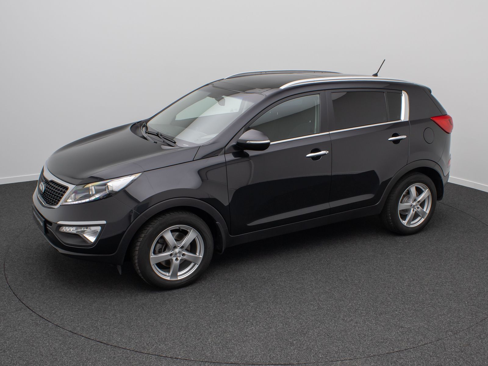Fahrzeugabbildung Kia Sportage Attract 2WD Kamera FahrAss BremsAss LM