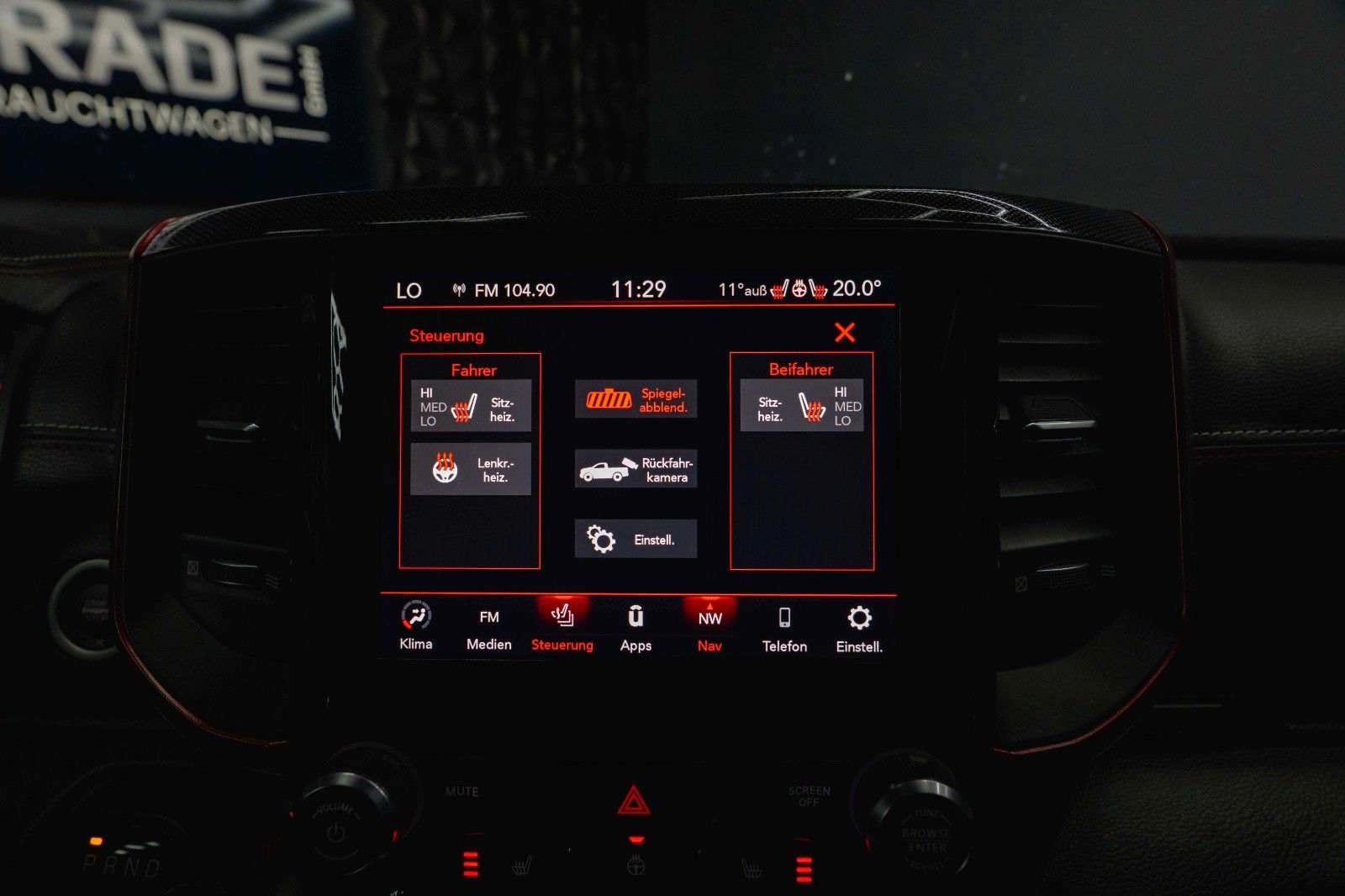 Fahrzeugabbildung Dodge RAM 5.7 V8 HEMI 4x4 REBEL AXLE LOCK Airmatic LED