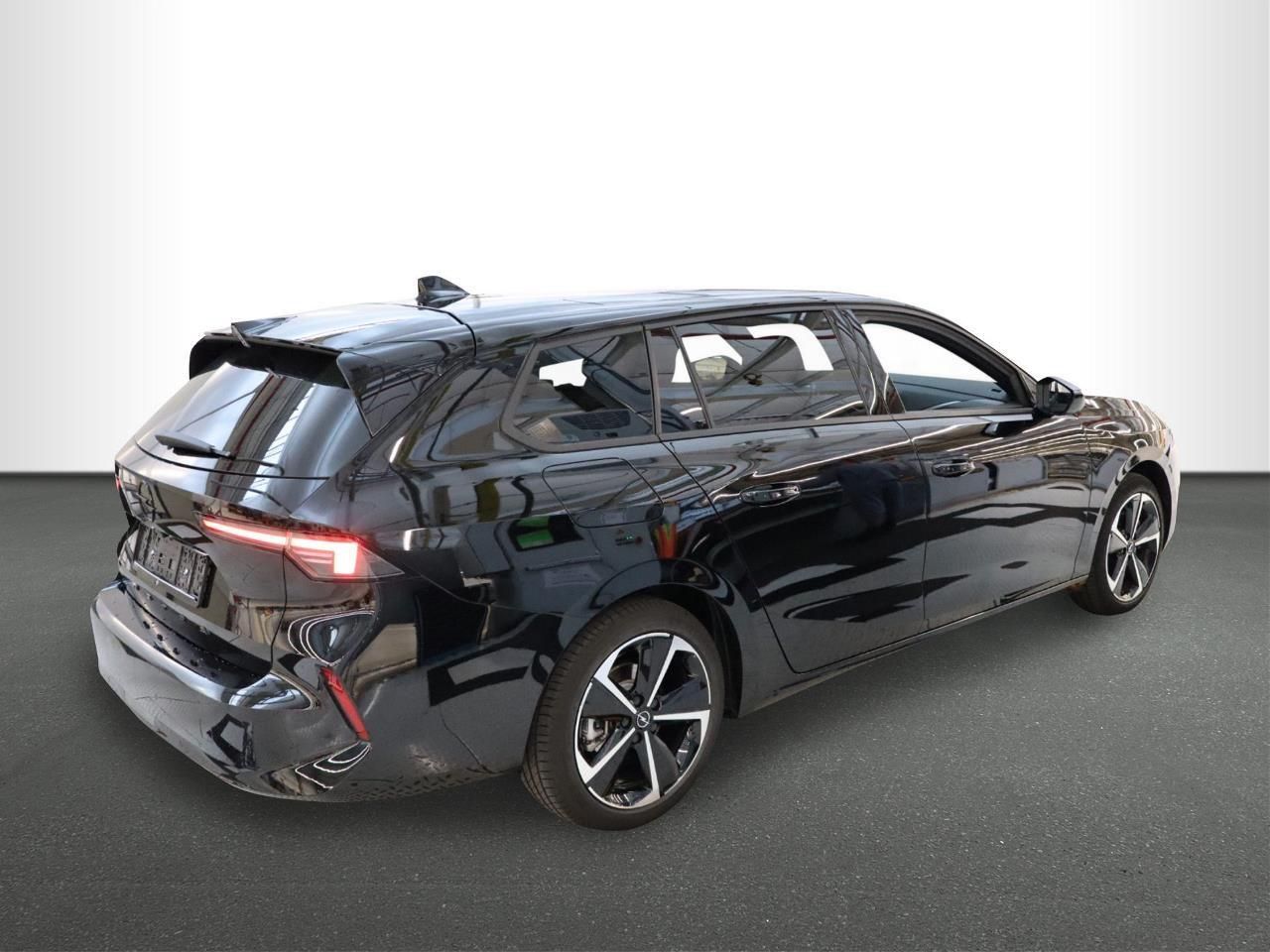 Fahrzeugabbildung Opel Astra L Sports Tourer GS Line
