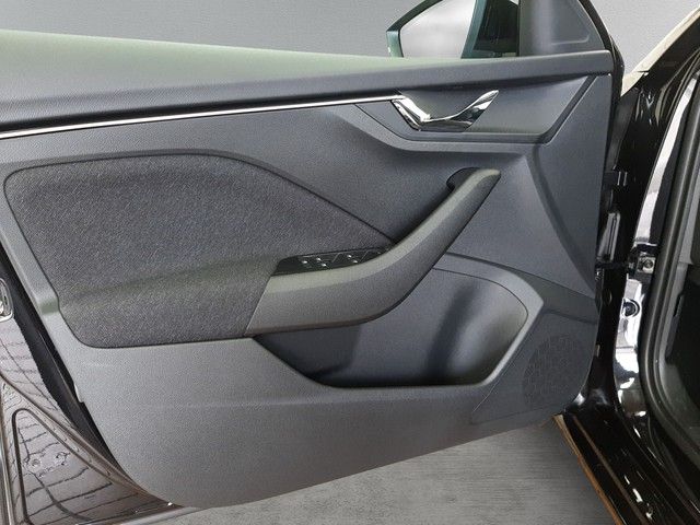 Fahrzeugabbildung Skoda Scala Tour 1.5TSI DSG AHK Matrix LED Kamera ACC