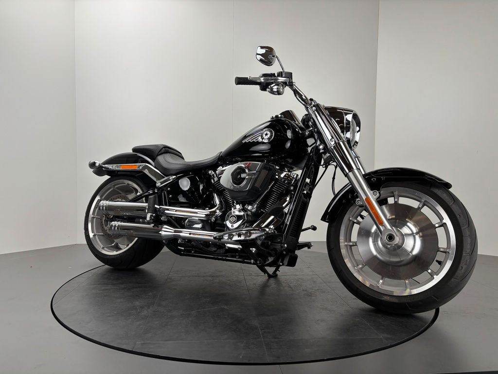 Fahrzeugabbildung Harley-Davidson FAT BOY 117 *JEKILL&HYDE *SEITL. KENNZEICHEN
