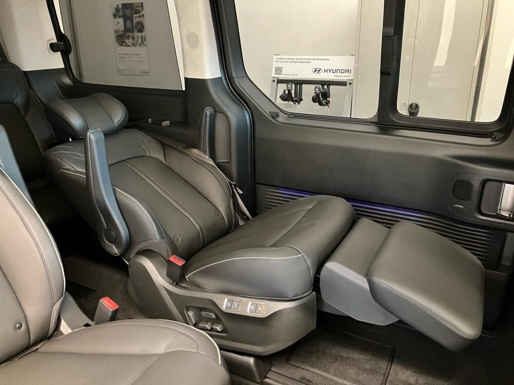 Fahrzeugabbildung Hyundai STARIA HEV 7-Sitzer (MY25) 1.6 T-GDI 360 4xSHZ