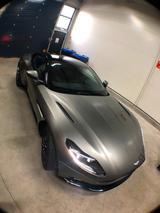 Aston Martin DB11 4.0 V8 - graue Aston Martin DB11