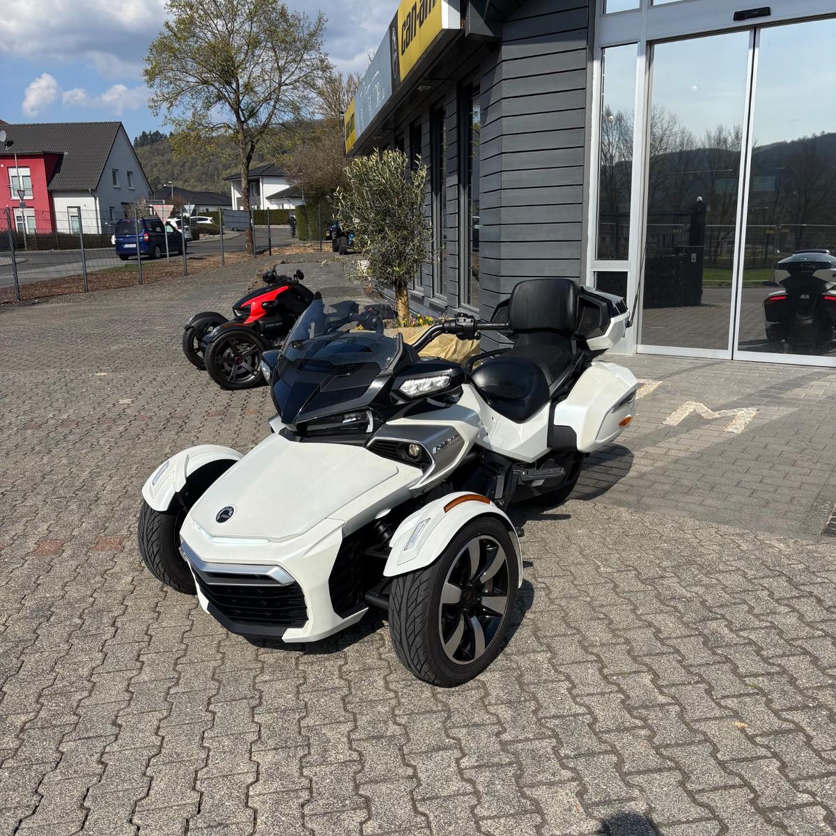 Can-Am Spyder F3 Limited / Top Zustand / Service Neu