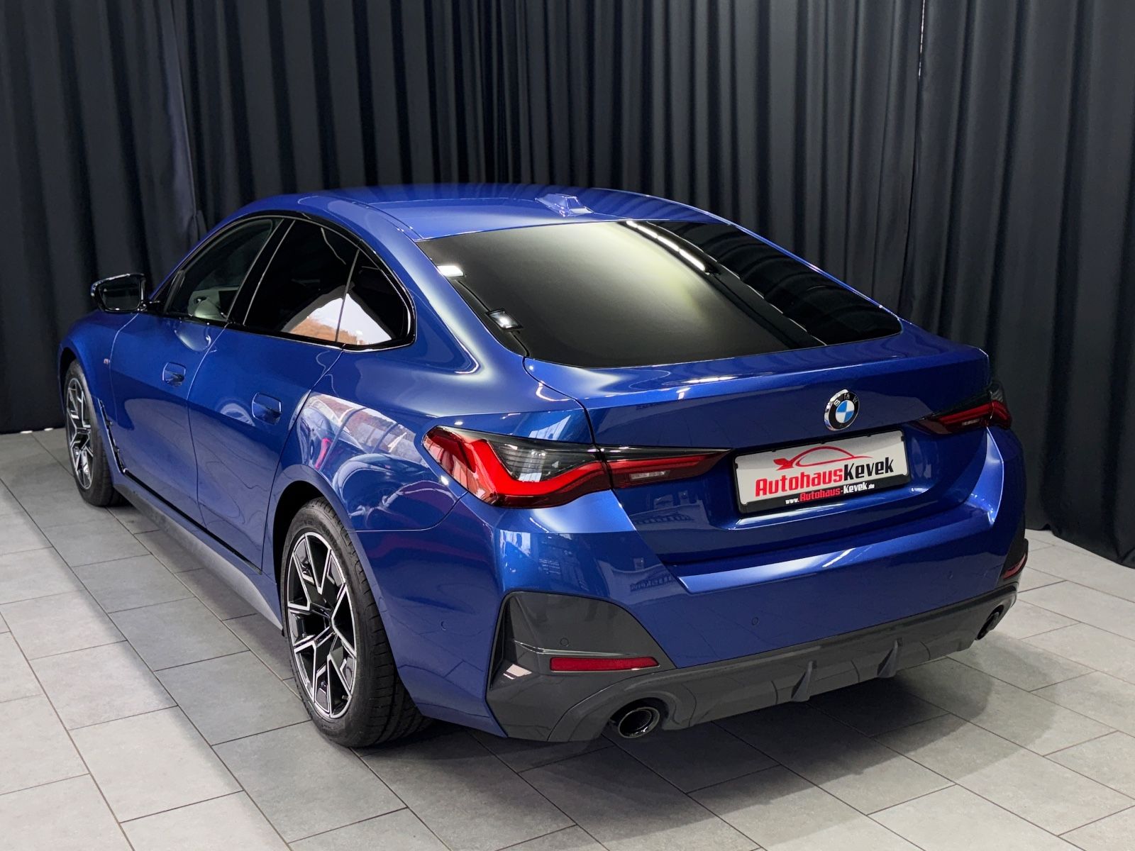 Fahrzeugabbildung BMW 420d Gran Coupe xDrive M SPORT|CURVED|ACC|