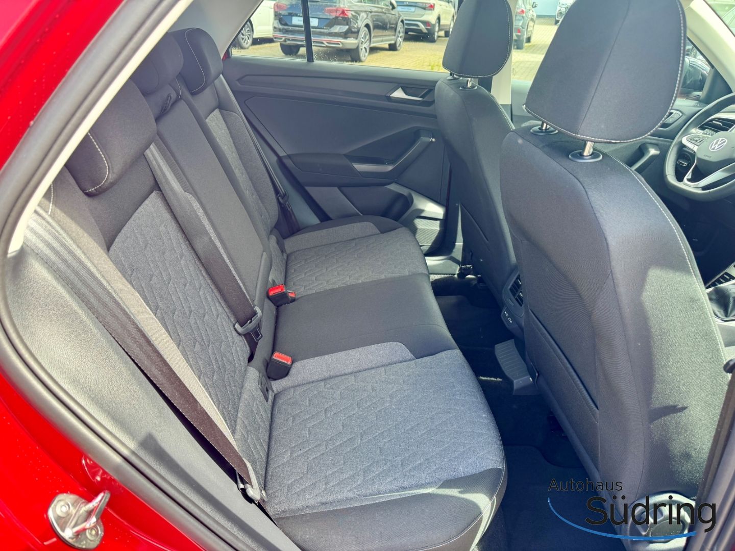 T-Roc 1,5 TSI MOVE DSG AHK Navi Rückfahrk.
