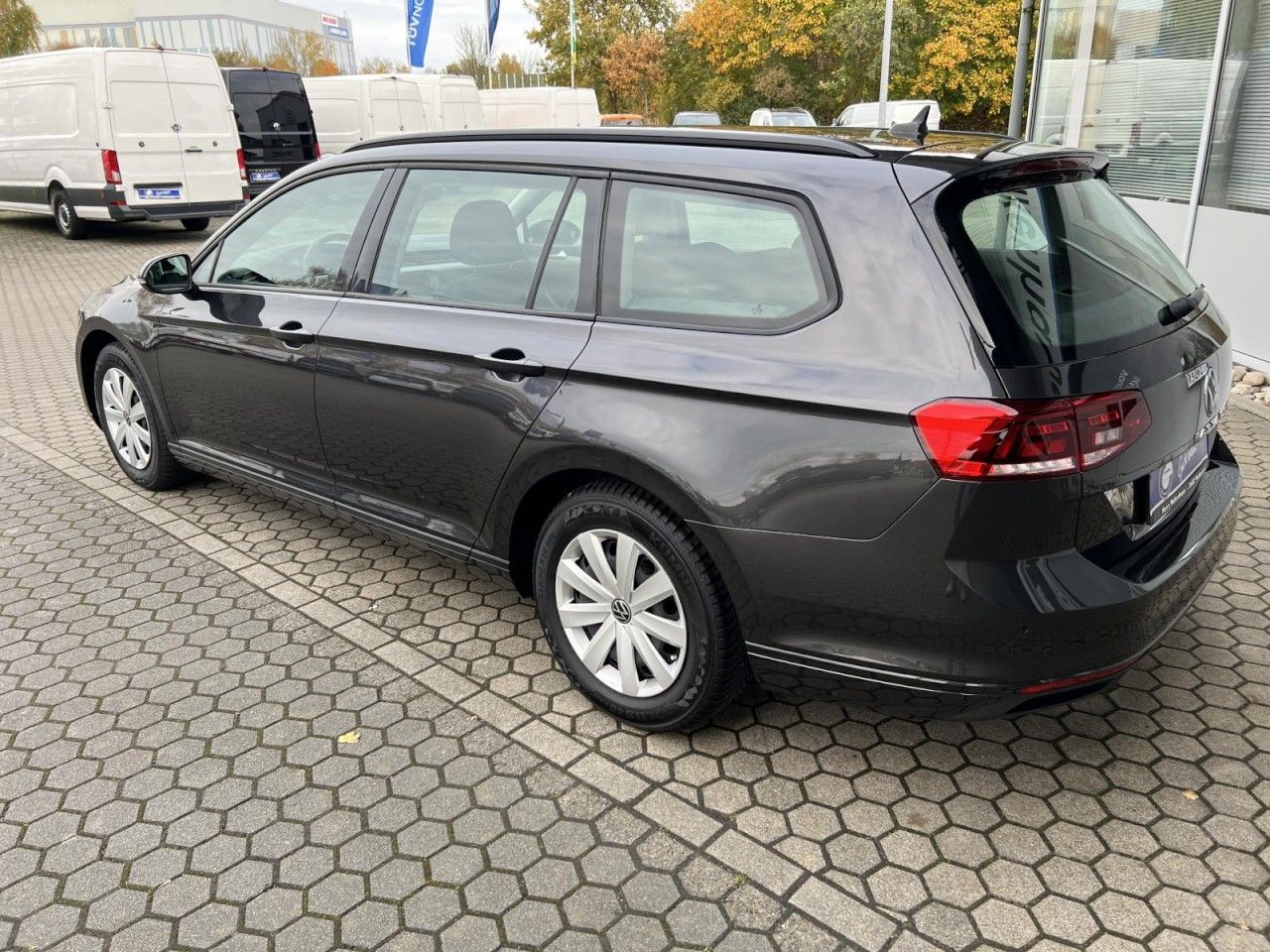 Volkswagen Passat Variant - Bild 4