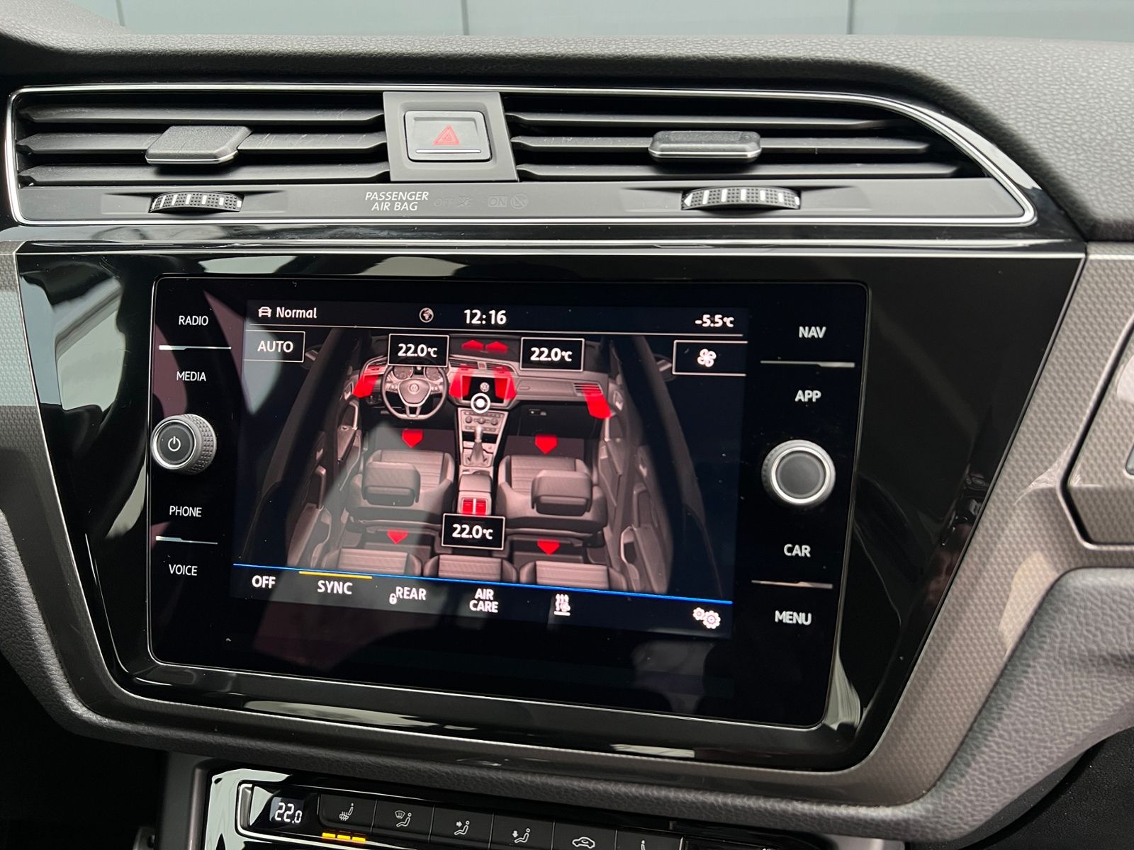 Fahrzeugabbildung Volkswagen Touran JOIN 2.0 TDI DSG *Standheiz,AHK,Navi,ACC*