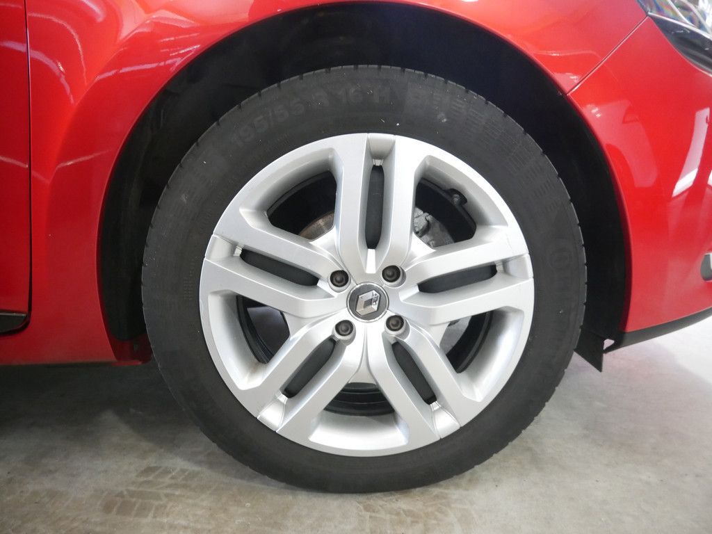 Fahrzeugabbildung Renault Clio LIMITED ENERGY TCe90