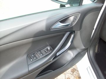 Bild 12 Opel Astra K ST 1.2T Voll-LED SHZ LHZ PDC Navi Pro