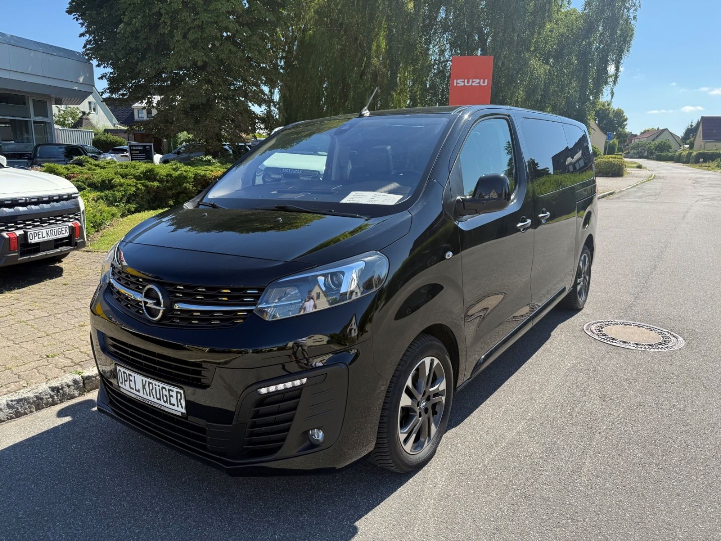 Fahrzeugabbildung Opel Zafira Life Elegance M 2.0 8-Sitzer+Pano+AHK