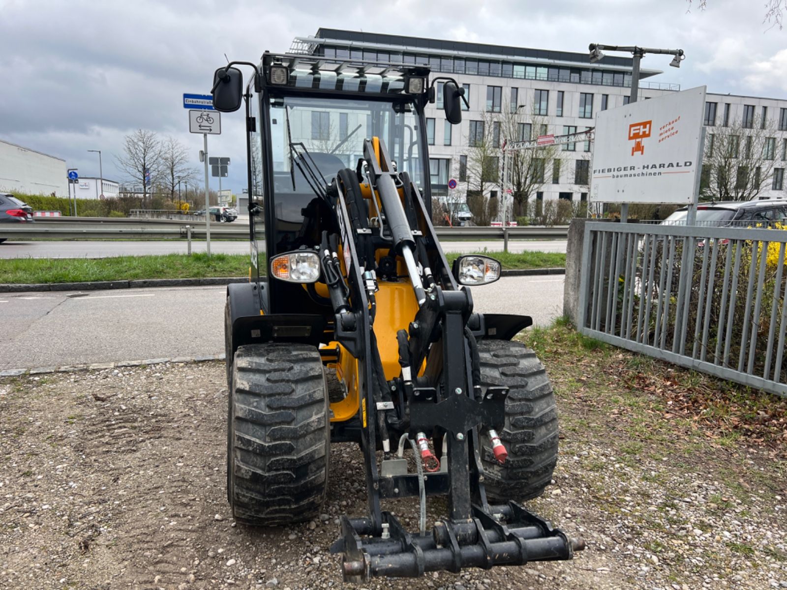 Fahrzeugabbildung JCB 403- wie Wacker WL 28, Gehl440, Weidemann