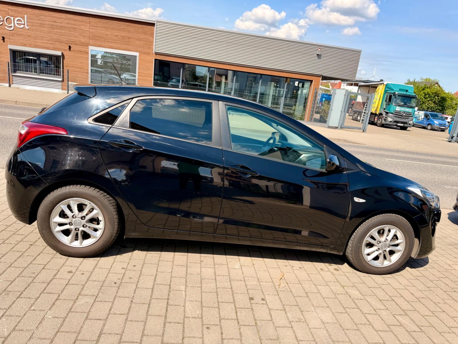 Hyundai i30 1.6 CRDi 94kW Style Automatik