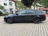 Skoda Octavia Combi RS DSG, NAVI, AHZV - Skoda Octavia: Schwarz