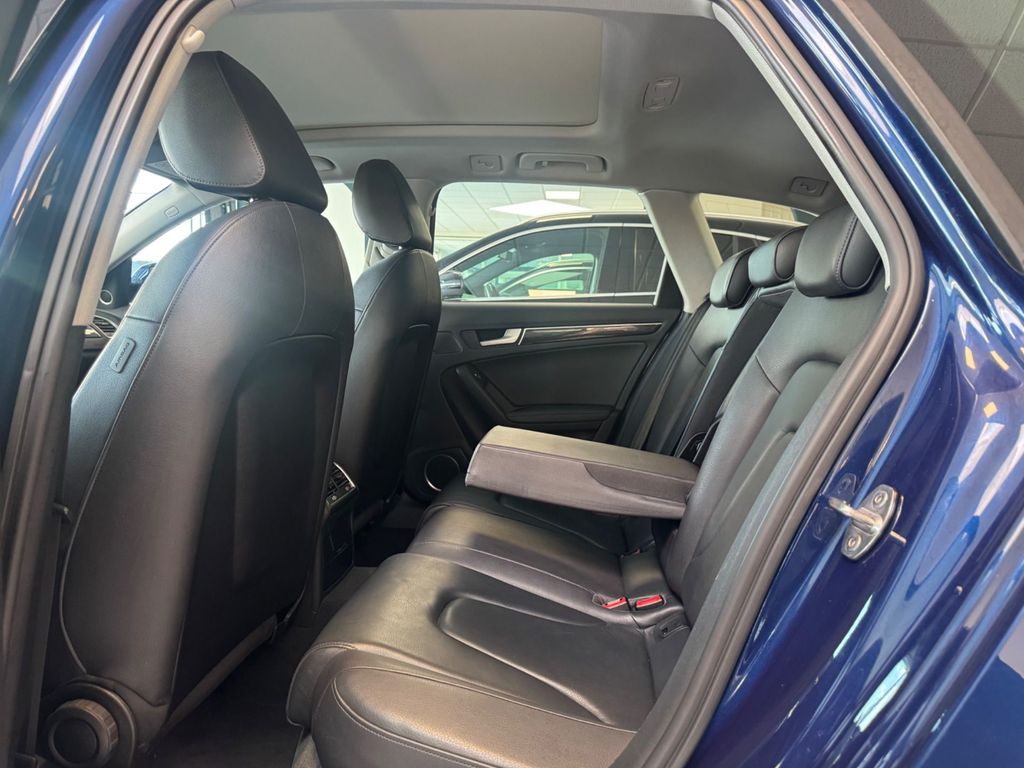 AUDI A4 Avant Ambiente quattro/Vollleder/Xenon/Pano! AUDI A4 Avant Ambiente quattro/Vollleder/Xenon/Pano!