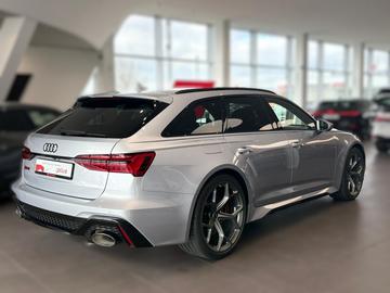 2025 AUDI RS6 photo 6