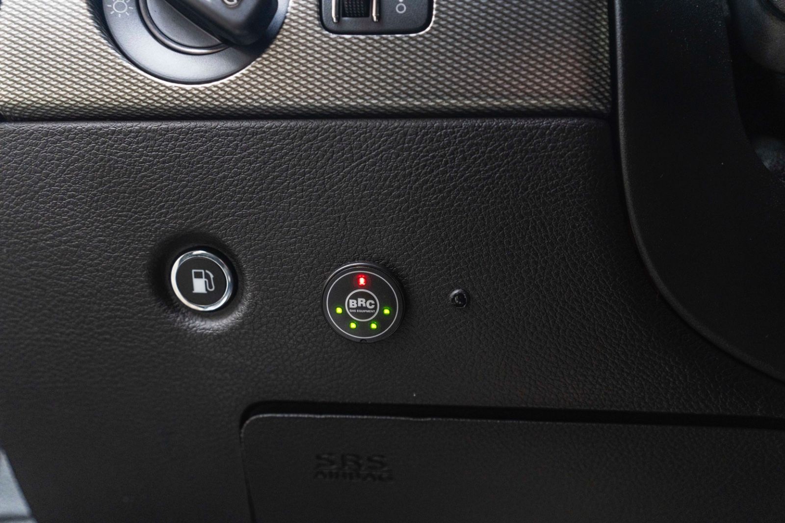 Fahrzeugabbildung Dodge Durango 5,7L LPG AWD CARPLAY LED NAV KAM ALPINE