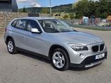BMW X1 20i sDrive Automatik/Panorama/PDC/Sitzheizung - BMW X1 aus 2012 mit Benzin-Antrieb: Geländewagen