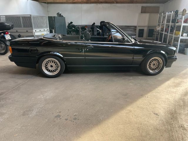 BMW e30 318/325i Cabrio