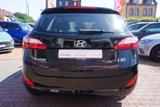 Hyundai i30 Kombi 1.6 CRDi blue Classic Navi Klima PDC - Hyundai i30: Blue