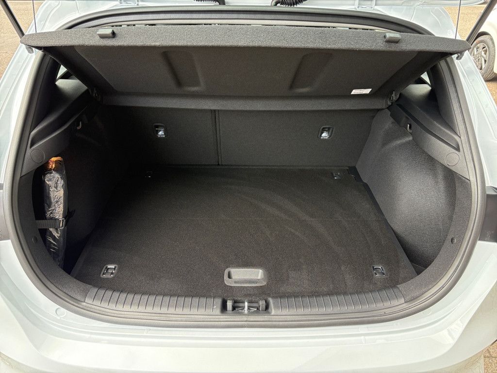 Fahrzeugabbildung Kia Ceed 1.4 Vision DCT7 STD (NAV)