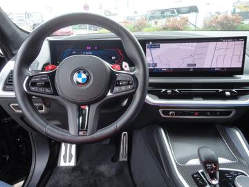 2023 BMW XM — миниатюра 15