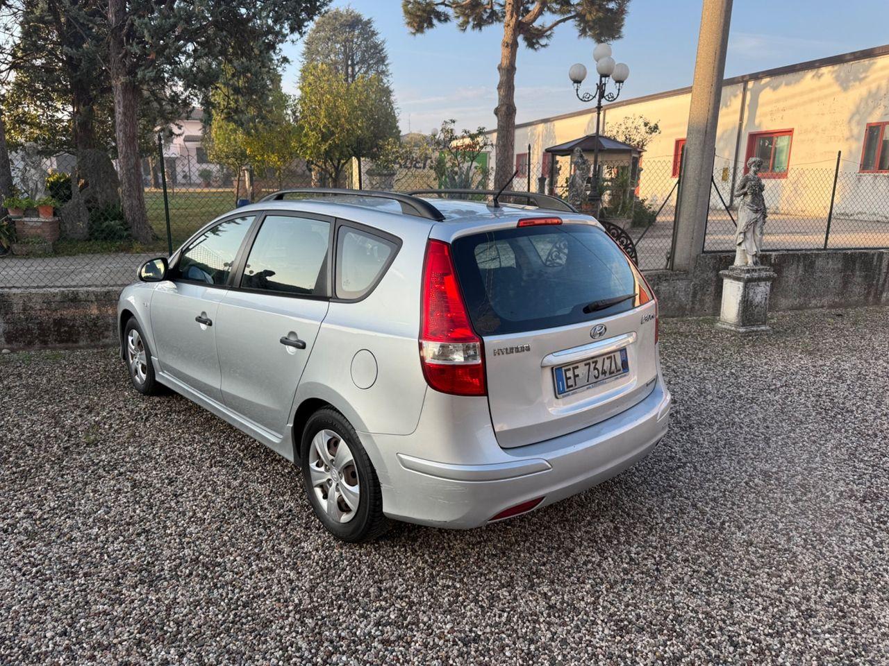Hyundai i30 2011 — photo 5