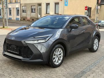 Toyota C-HR - 1
