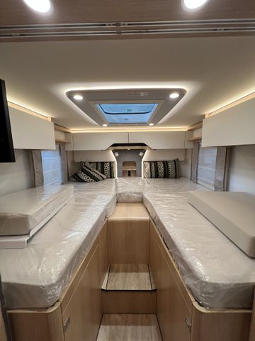 HYMER  ERIBA  HYMERCAR B-Klasse ML I 880 *Aktion Hubstützenanlage*