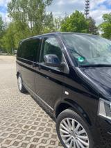 Volkswagen T5 Multivan mit neuem Motor 45 Tsd Km Laufleistg - VW T5 Multivan Gebrauchtwagen in Berlin
