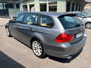 BMW 330 - 6