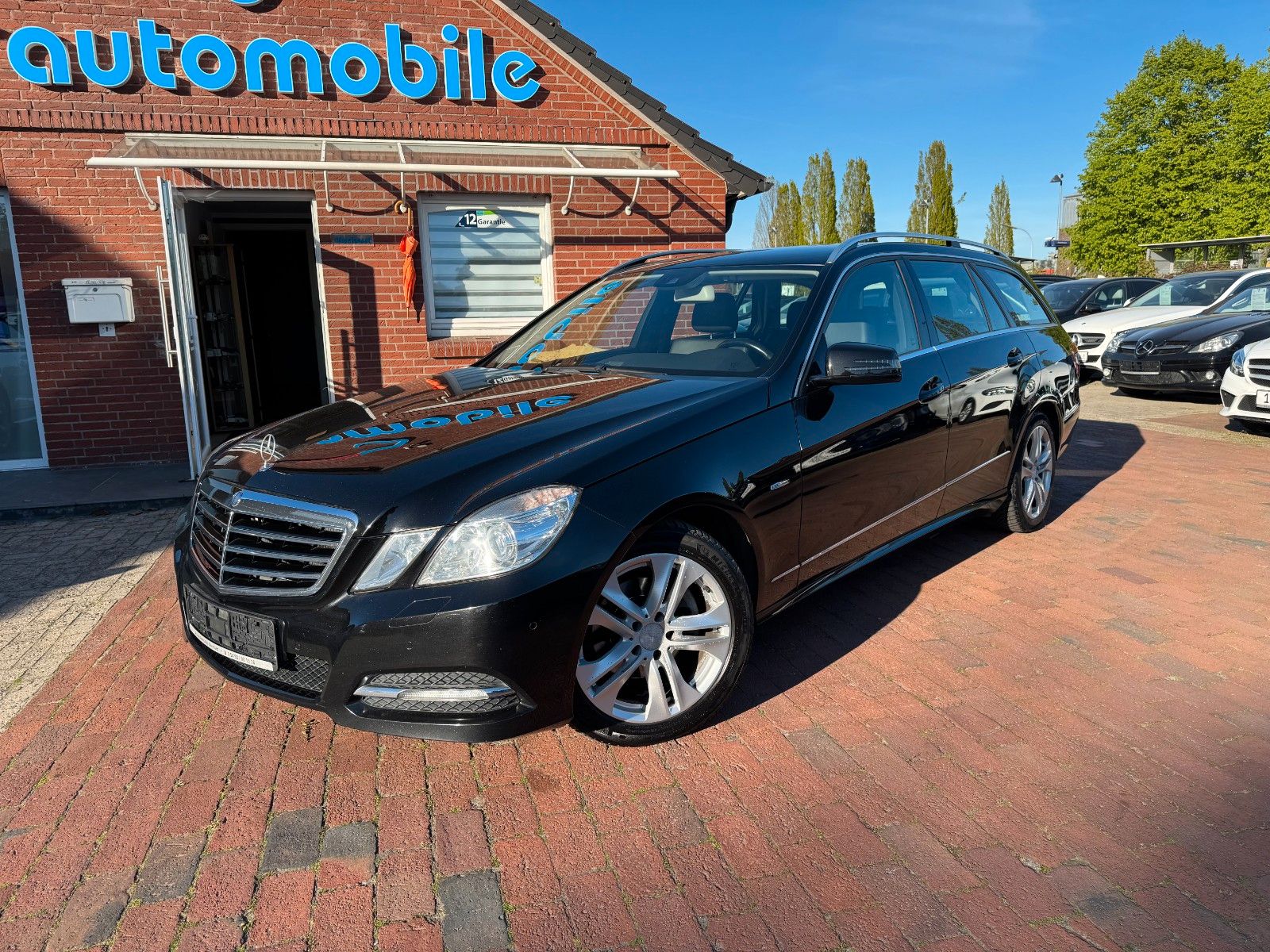 2011 Mercedes Benz E 220