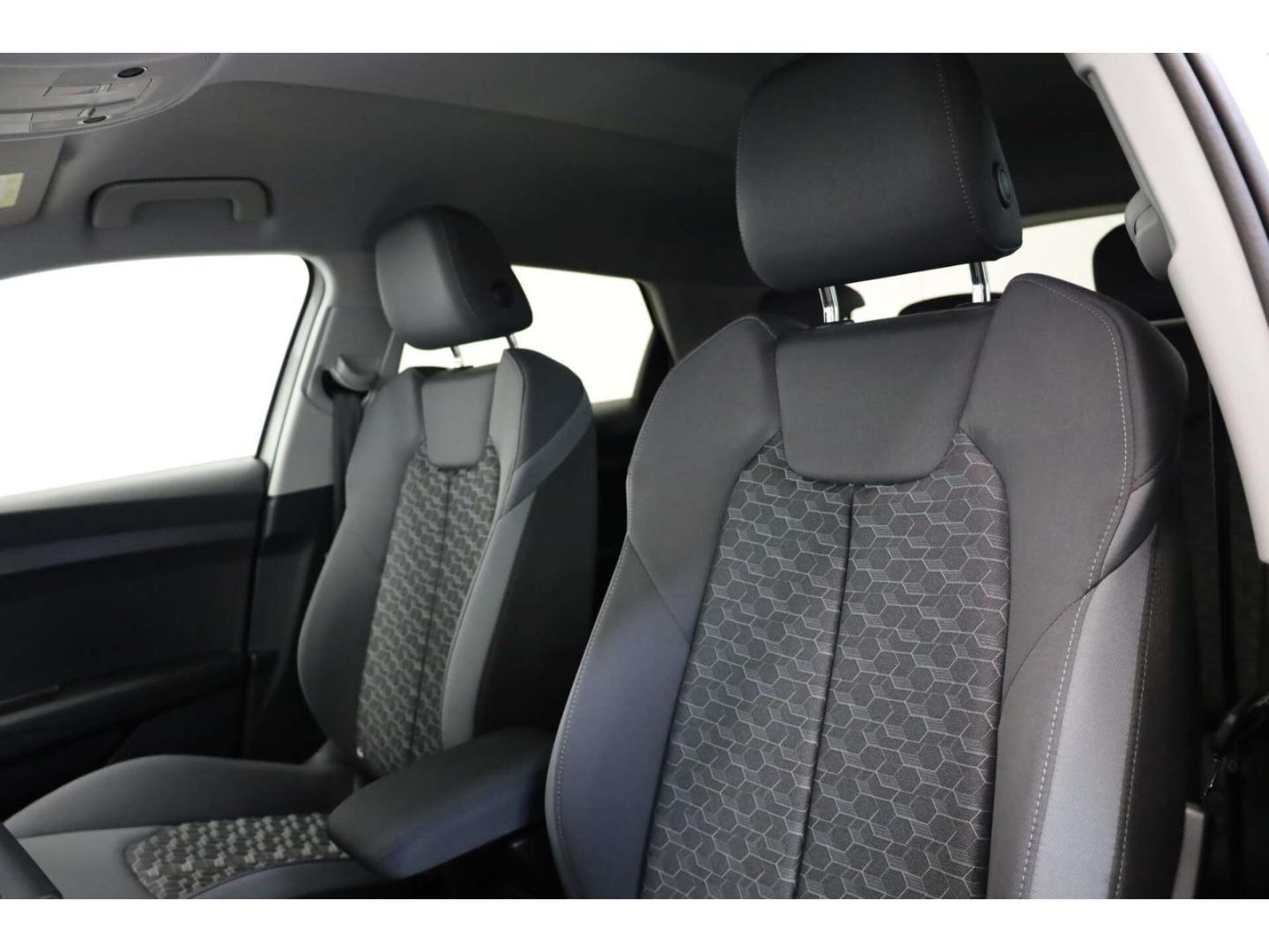 Audi A1 Sportback 25 TFSI S line S-Tronic LED/NAV/SH, миниатюра 10