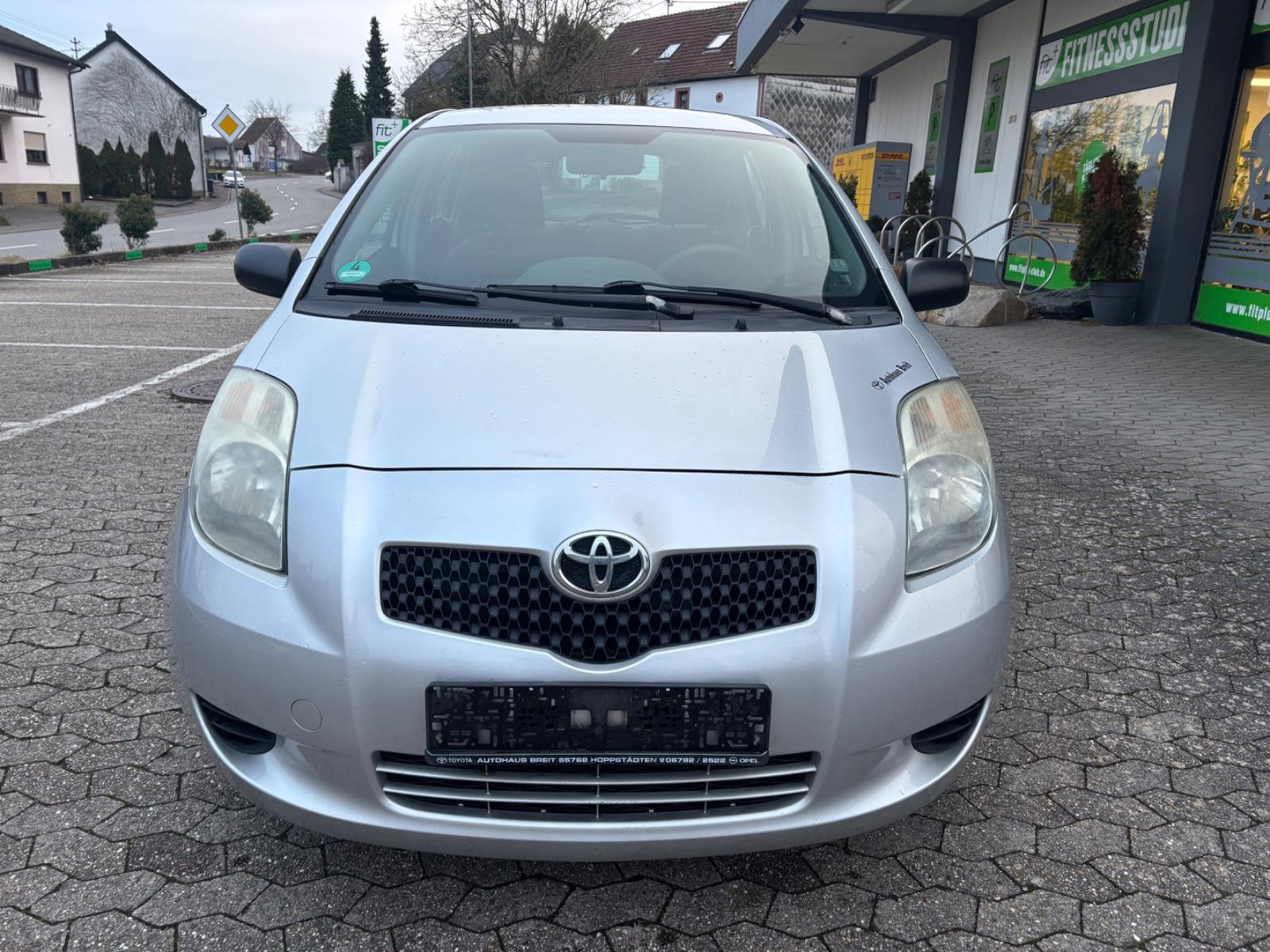 Toyota Yaris Sol*1,3L *5TRG*1 HAND*KLIMA*ALU*