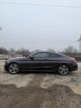 Mercedes-Benz C180 Coupé *AMG-Line*-*Night-Paket*-*GARANTIE* - Mercedes-Benz C 180: AMG Paket