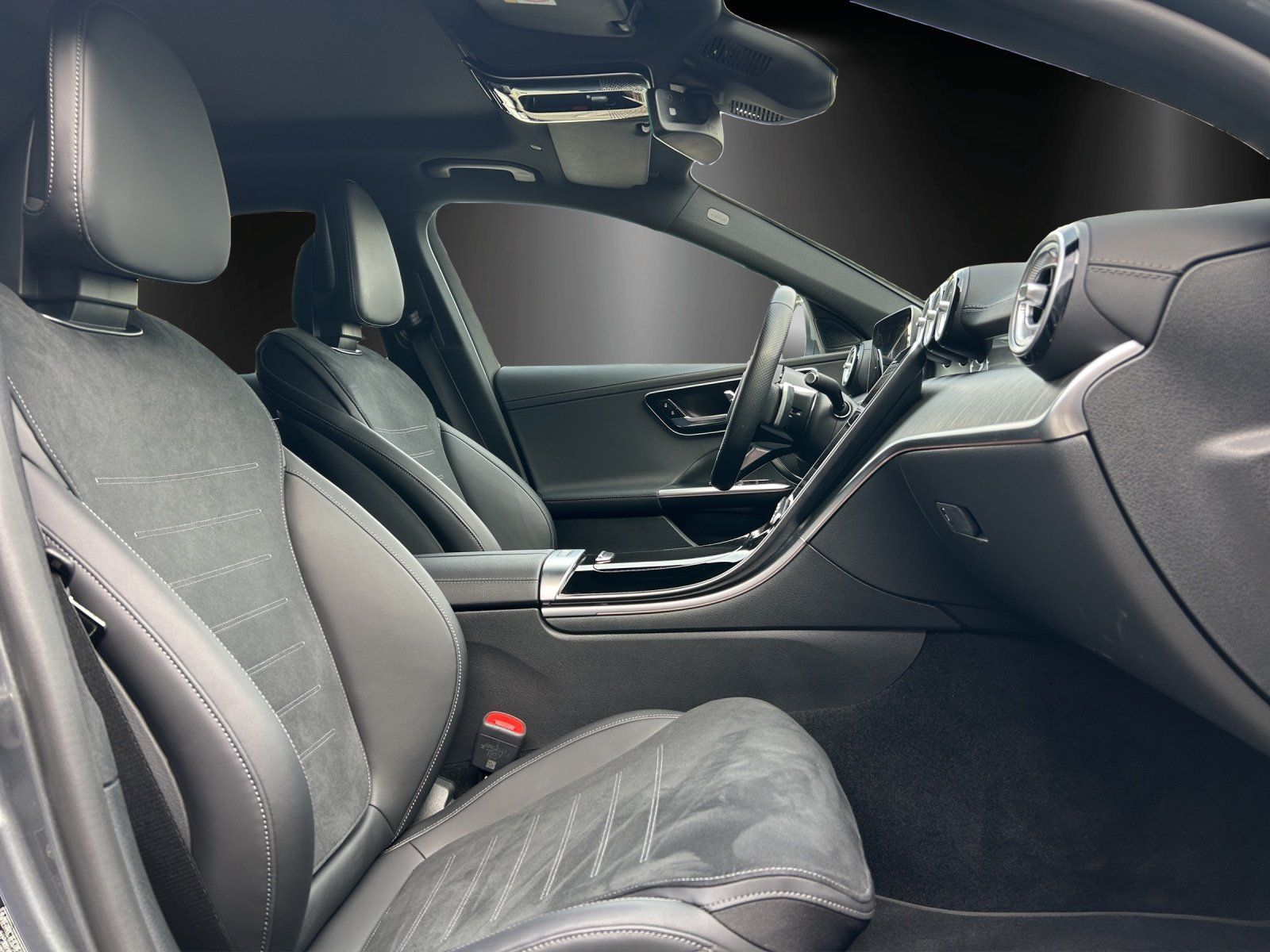 Fahrzeugabbildung Mercedes-Benz C 220 d T AMG KeyGO PANO Digital AHK DISTRO 360°