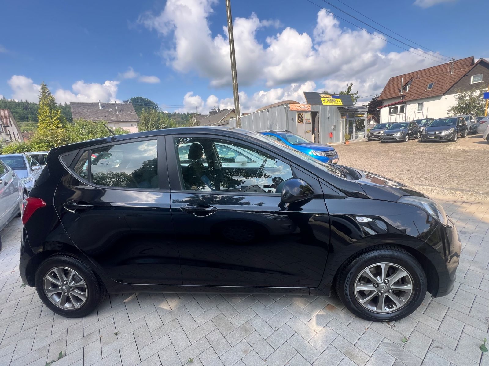 Fahrzeugabbildung Hyundai i10 FIFA World Cup Edition *1.HAND*