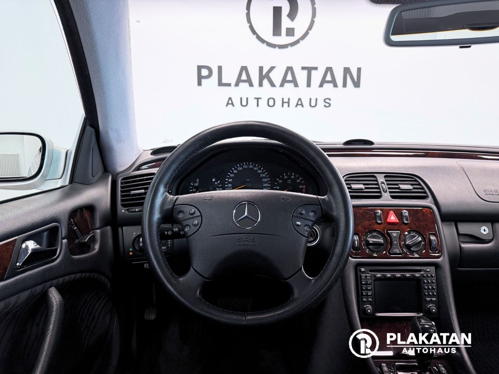 Fahrzeugabbildung Mercedes-Benz CLK 200 Kompressor Automatik Tempomat Klima