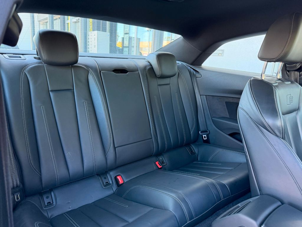 AUDI A5 Coupe sport/ S-LINE/ MMI PLUS/ 1. HD/ NAPPA AUDI A5 Coupe sport/ S-LINE/ MMI PLUS/ 1. HD/ NAPPA