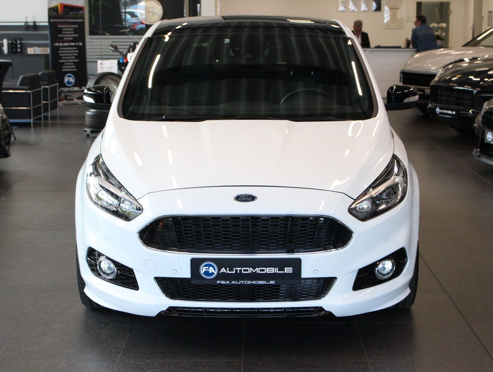 Fahrzeugabbildung Ford S-Max 2,0 ST-Line *PNRM*Kamera*AHK*19Zoll*1.Hand