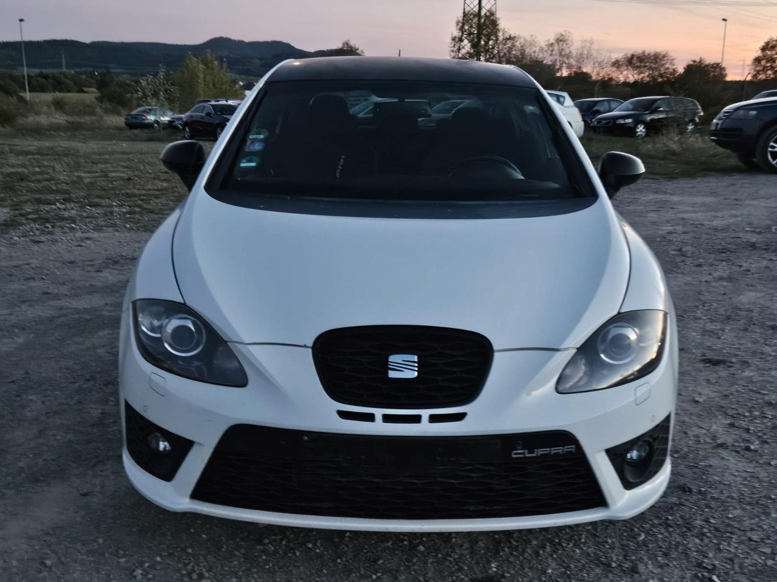 Seat Leon Cupra 2.0 TFSI 286 ch BVM / 1ère main / Alcantara / Bi-Xénon / Sièges chauffants