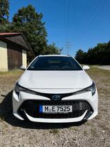 Toyota Corolla 1,8 Hybrid Business Edition Touring ... - Toyota Corolla Gebrauchtwagen in München