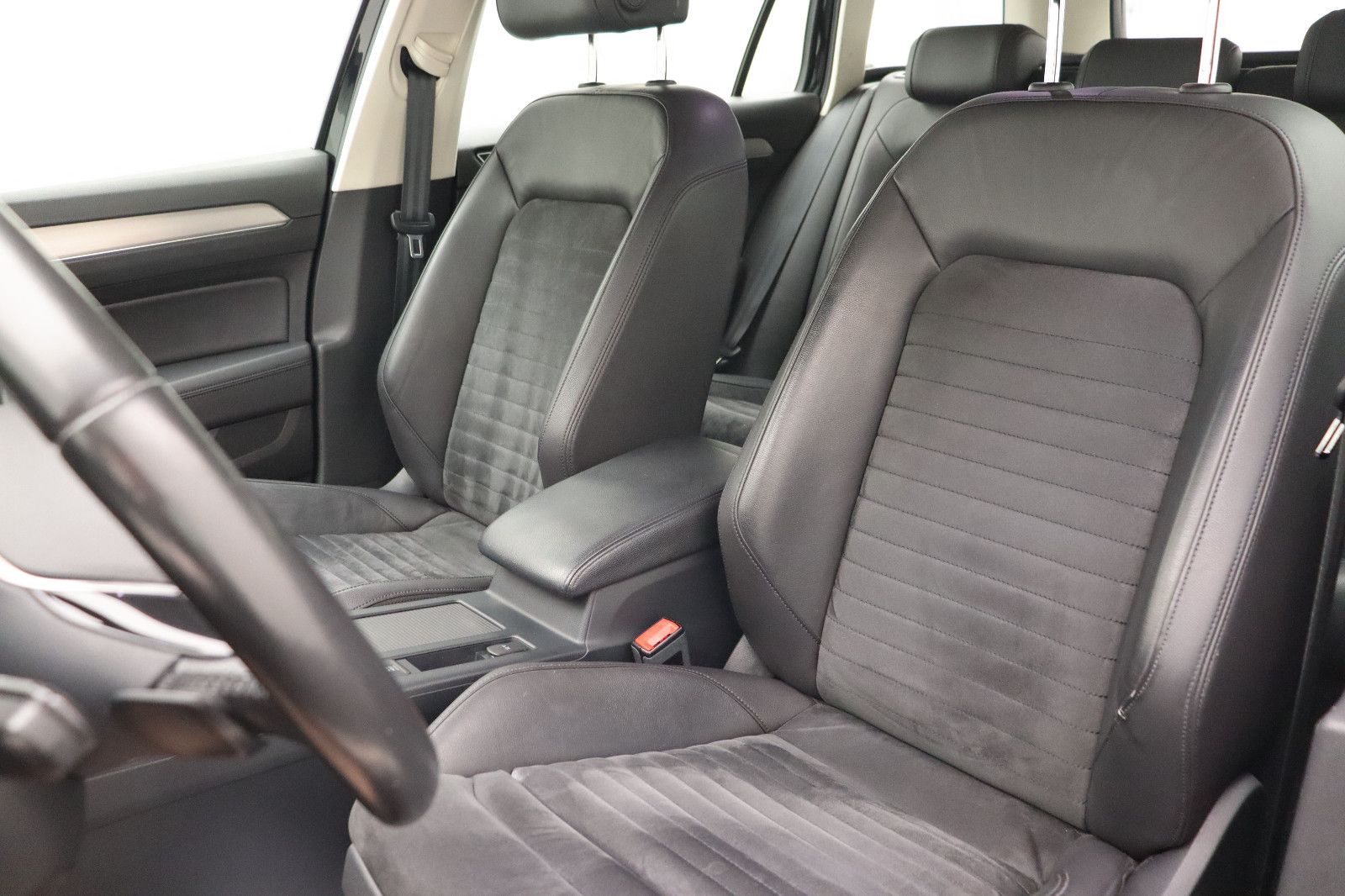 Fahrzeugabbildung Volkswagen Passat Variant 2.0 TDI 190PS Highline
