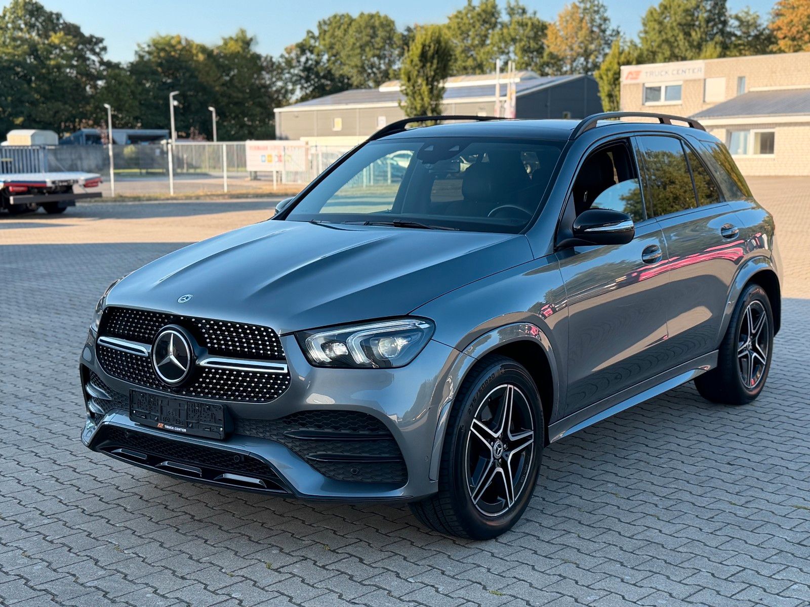 Mercedes-Benz GLE 450 AMG Night Panorama foto 1