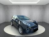 Kia Sportage Dream Team 2WD    +4917620600444 - Kia Sportage mit Diesel-Antrieb: mit Klimaanlage