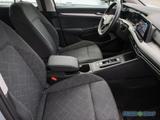Volkswagen Golf 8 Var. 1.5 eTSI Life DSG ACC AHK Navi Sitzh - Gebrauchtwagen in Nürnberg