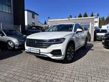 Volkswagen Touareg eHybrid Atmosphere Panorama/AHK - Volkswagen Touareg in Bielefeld