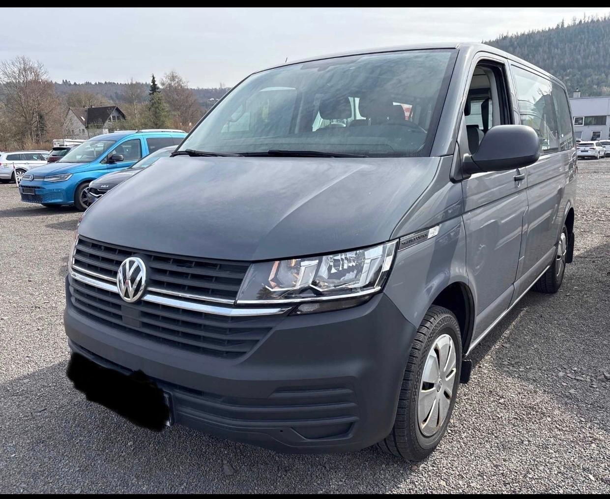 Volkswagen T6.1 Transporter Kombi FWD 150PS/9Sitzer/AHK