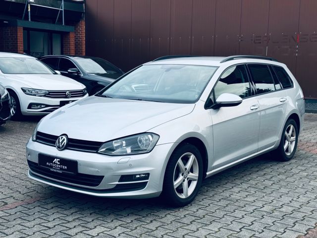 Volkswagen Golf VII 1.6 TDI Var. Comfortline Aut. NAVI+PDC