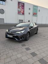 Toyota Avensis 2.0 Diesel - Toyota Avensis Gebrauchtwagen in Hamburg
